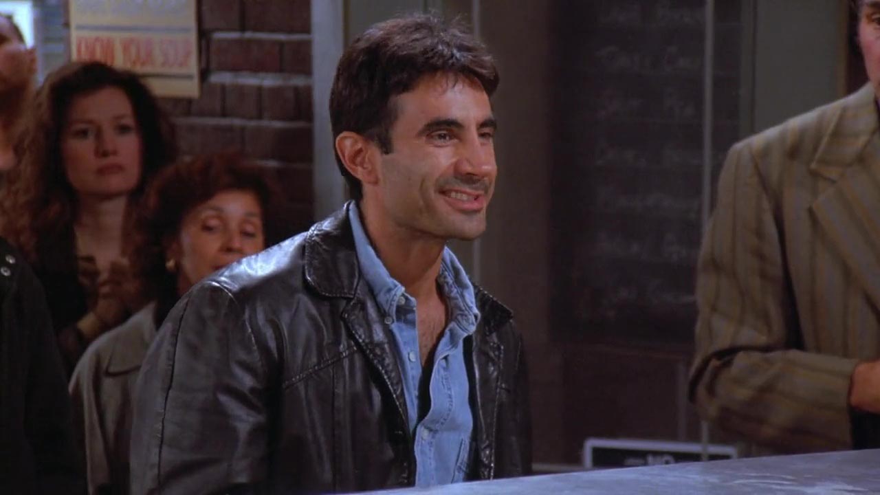 Uh, gazpacho, por favor.